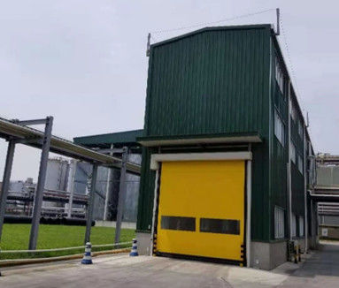 Купить CE Промышленная быстрая дверь высокопрочная полиэстерная волокна ПВХ толщина занавески 0,8 мм online manufacture