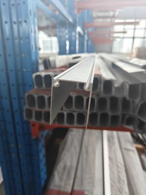 Настраиваемые RAL9002 секционные гаражные двери с человеко-машинным интерфейсом управления коробкой
